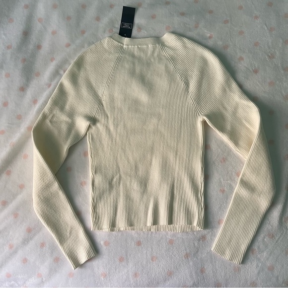 A&F | Ribbed Sweater - Picture 4 of 4